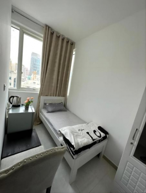 MBZ - Relax Room in Unique Flat